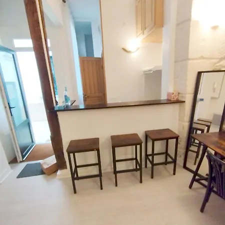 17m2 St Germain Des Pres * Paris