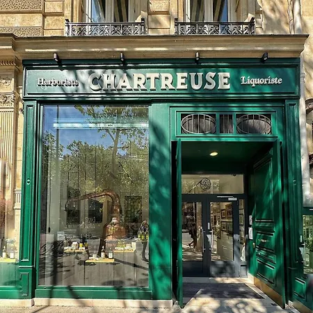Apartment 17m2 St Germain Des Pres Paris