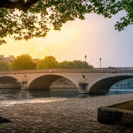 17m2 St Germain Des Pres Parigi